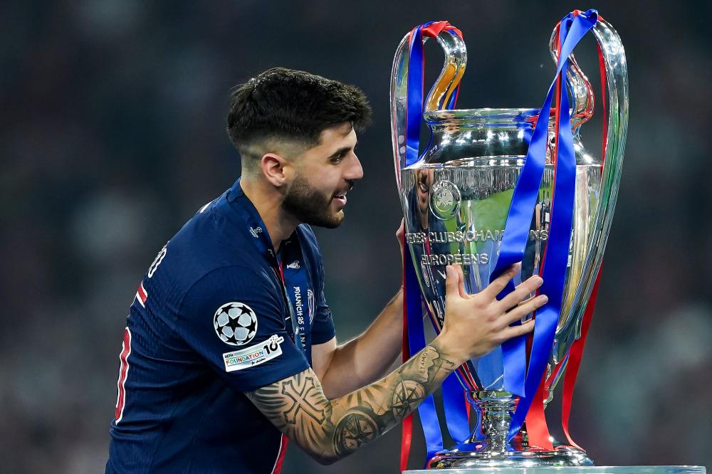 美因茨后卫科尔德甲生涯第9次染红，成德甲历史染红最多球员