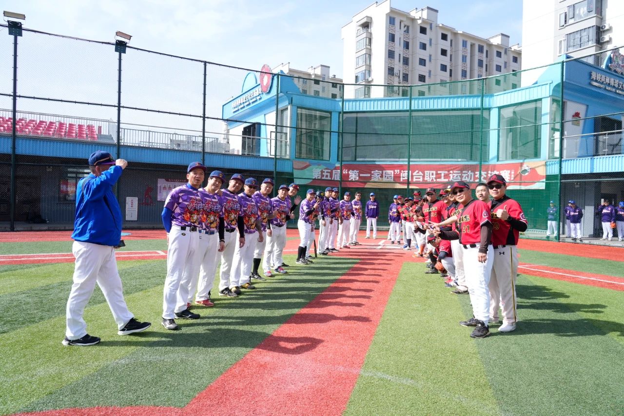 莱巴金娜创造优势后网前精彩一分