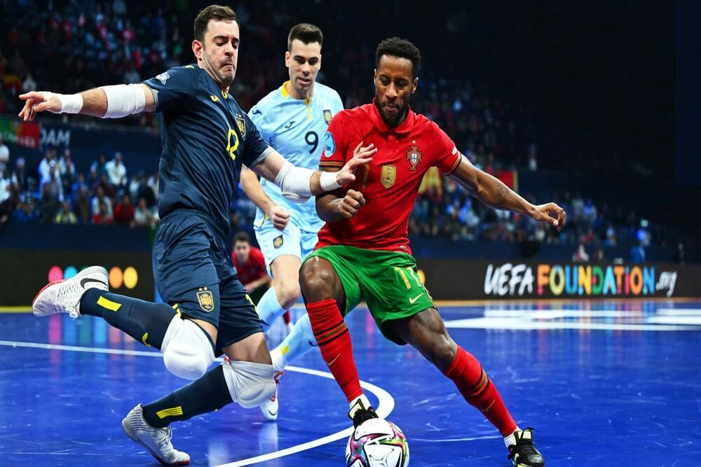 篮球CBA球队轮换阵容优化